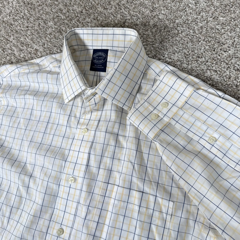 Brooks Brothers Dress Shirt Mens 15.5 34 35 White Windowpane Plaid Non Iron